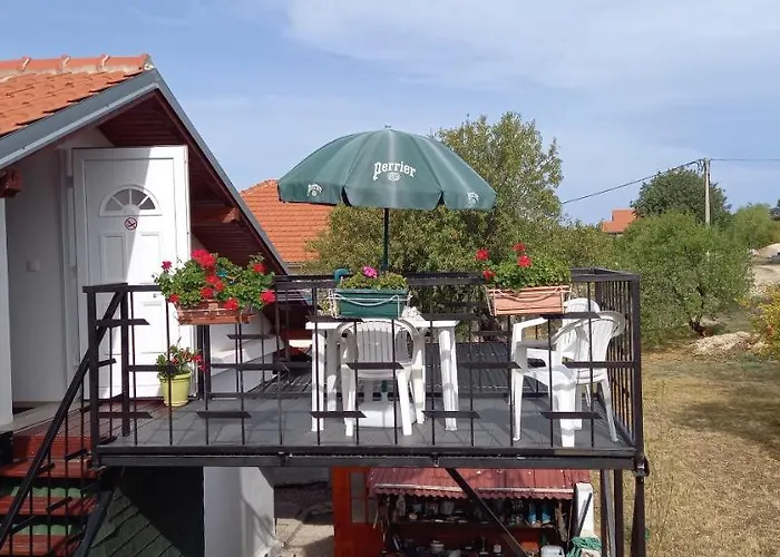 Nicole Бенковац